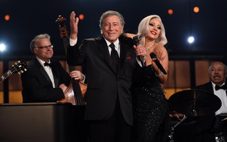 Lady Gaga và huyền thoại Tony Bennett tái hợp trên sân khấu lần cuối cùng