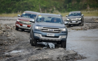 Hành trình Ford SUV: Xuyên miền tàn tro núi lửa