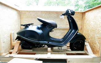 Siêu phẩm xe tay ga Vespa 946 Emporio Armani đầu tiên về VN