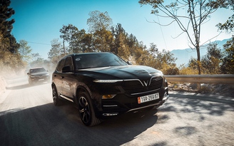 VinFast Lux SA tăng tốc, dẫn đầu phân khúc SUV hạng sang