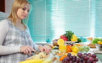 Bà bầu làm sao để tránh tăng cân quá mức?