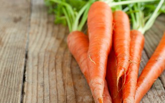 Cà rốt, khoai lang giúp ngăn ngừa chứng mất trí nhớ