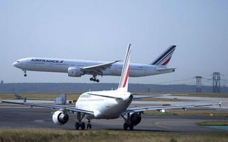 Khói tràn vào khoang, máy bay Air France chở 280 người hạ cánh khẩn