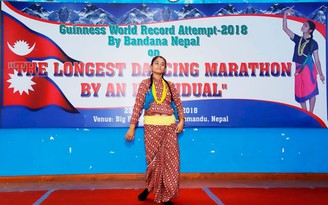 Múa suốt 126 giờ, nữ sinh Nepal phá vỡ kỷ lục Guinness thế giới