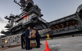 Thủy thủ tàu sân bay USS Theodore Roosevelt tử vong vì Covid-19