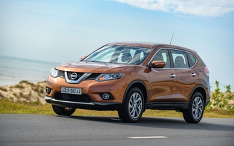Giá từ 998 triệu đồng, Nissan X-Trail lấy gì để cạnh tranh Mazda CX-5