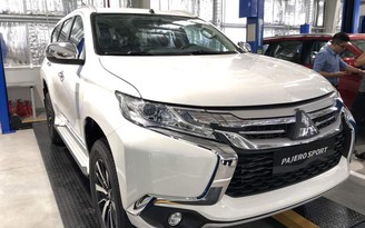 Mitsubishi Pajero Sport 2018 máy dầu về Việt Nam