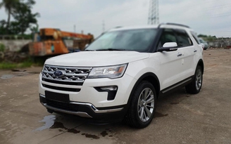 Muốn nhận Ford Explorer 2018 sớm, khách Việt phải chi thêm 200 triệu đồng