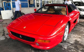 'Hàng độc' Ferrari 355 F1 Spider 1999 xuất hiện tại TP.HCM