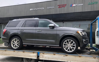 'Khủng long' Ford Expedition 2019 đầu tiên về Việt Nam