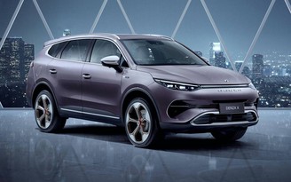 Xe điện Trung Quốc Denza X chạy 500 km mỗi lần sạc đầy