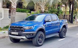 Ford Ranger Raptor chạy 'lướt' bán lại 1,1 tỉ đồng tại Việt Nam