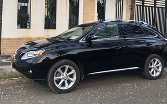 Lexus RX 350 10 năm tuổi giá ngang Hyundai SantaFe mới