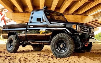 Xe độc Toyota Land Cruiser đời 1984 2 cửa độ off-road tại Hà Nội