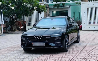 VinFast mua lại xe Lux A2.0 với giá hơn 1 tỉ đồng
