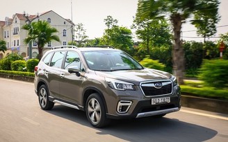Giá bán Subaru Forester tại Việt Nam giảm về mức 899 triệu đồng