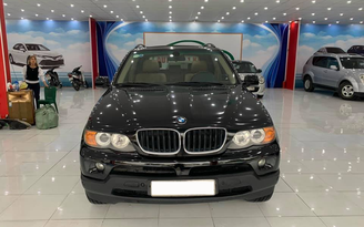 BMW X5 15 năm tuổi bán lại giá ngang xe máy