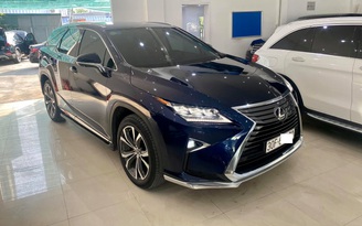 Lexus RX 7 chỗ dùng 1 năm lỗ cả tỉ đồng tại Việt Nam