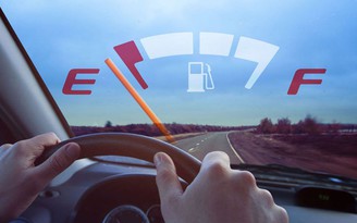 Lái xe gần hết xăng có thể gây hỏng bơm nhiên liệu