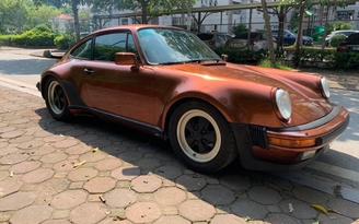 'Huyền thoại sống' Porsche 911 đời 1987 trên phố Sài Gòn