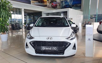'Soi' Hyundai Grand i10 2021 tại đại lý trước ngày trình làng