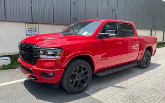 Ram 1500 Night Edition đầu tiên về Việt Nam, giá trên 5 tỉ đồng