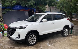 Ô tô Trung Quốc BEIJING X3 bản giá rẻ xuất hiện tại Việt Nam