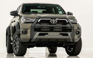 Toyota Hilux 2023 dừng bán tại Việt Nam nhưng vẫn được nâng cấp đáng giá