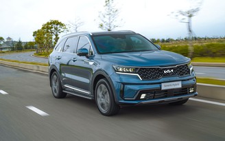 Kia Sorento Hybrid có giá từ 1,4 tỉ đồng tại Việt Nam