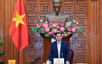 ‘Không để một tác động, sức ép nào trong sản xuất vắc xin, thuốc điều trị Covid-19'
