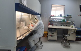 Được hỗ trợ kịp thời, Viện Pasteur Nha Trang tiếp tục nhận mẫu xét nghiệm Covid-19