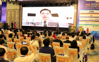 Nhiều chuyên gia hàng đầu tham dự hội nghị về tai mũi họng ở Nha Trang