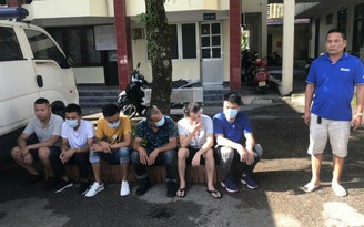 Truy tố nhóm làm giả hồ sơ để 'người Trung Quốc thành người Việt Nam'
