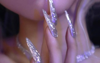 Sao châu Á khoe nghệ thuật nail trên móng tay cực đẹp và ấn tượng