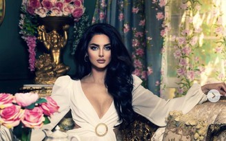 Nhan sắc gợi cảm vạn người mê của người mẫu gốc Iran - Mahlagha Jaberi