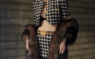 Phong cách Lolita-esque đầy quyến rũ trong bộ sưu tập mùa thu của Alessandra Rich