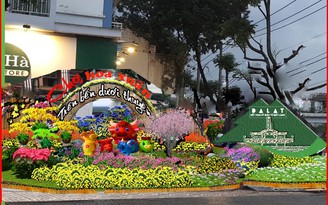 79 hộ dân TP.HCM trang trí hoa, cây kiểng dự chợ hoa xuân... tại nhà.