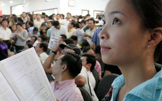 VN-Index mất mốc 560 điểm, HNX-Index bất ngờ giảm điểm