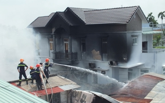 Xưởng sản xuất đồ lót bị thiêu rụi