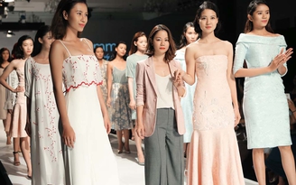 Trần Thị Quỳnh trở lại sàn catwalk với vị trí vedette