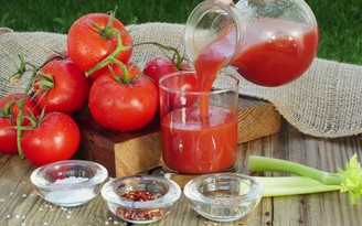 Lợi ích bất ngờ của ly nước ép cà chua