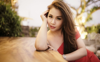 Minh Tuyết bỏ loạt show ở Mỹ về Việt Nam ‘đối đầu’ Cẩm Ly