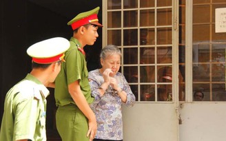 Vận chuyển 2,8kg ma túy, bà lão Việt kiều bị tuyên án tử hình