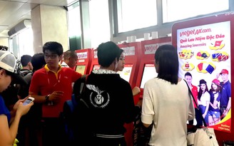 Check-in tự động tại ga quốc tế Tân Sơn Nhất