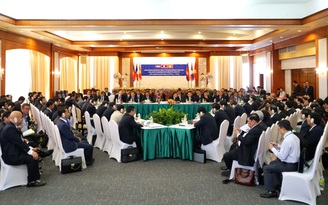 Thủ tướng Nguyễn Xuân Phúc dự Hội nghị Cấp cao CLV9