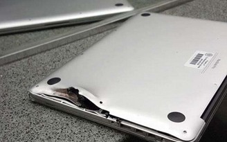 Nhờ laptop đỡ đạn vụ xả súng ở Mỹ, người đàn ông thoát chết