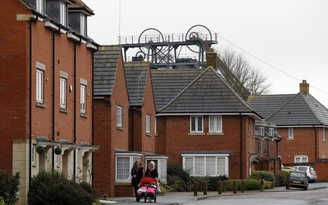 Thanh niên Anh ngày càng khó mua nhà