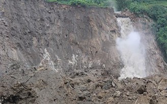 Tìm thấy thêm 2 nạn nhân vụ sạt lở núi ở Hòa Bình