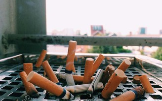Khói thuốc lá gây nguy cơ hen suyễn ở trẻ