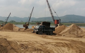 Cát xây dựng ở Nghệ An đồng loạt tăng giá